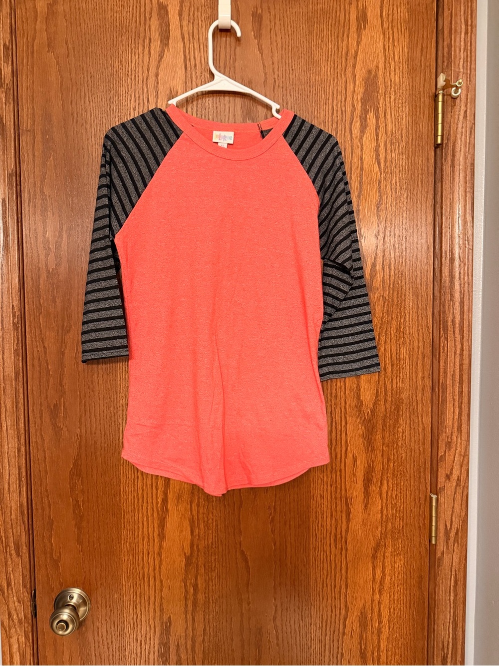 LuLaRoe Coral Raglan Tee with Black & Gray Striped Sleeves